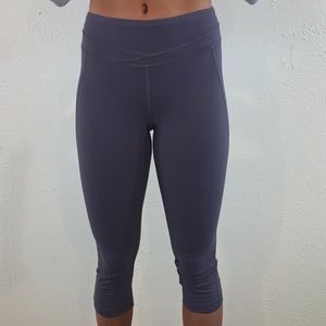Lucy brand purple capri leggings